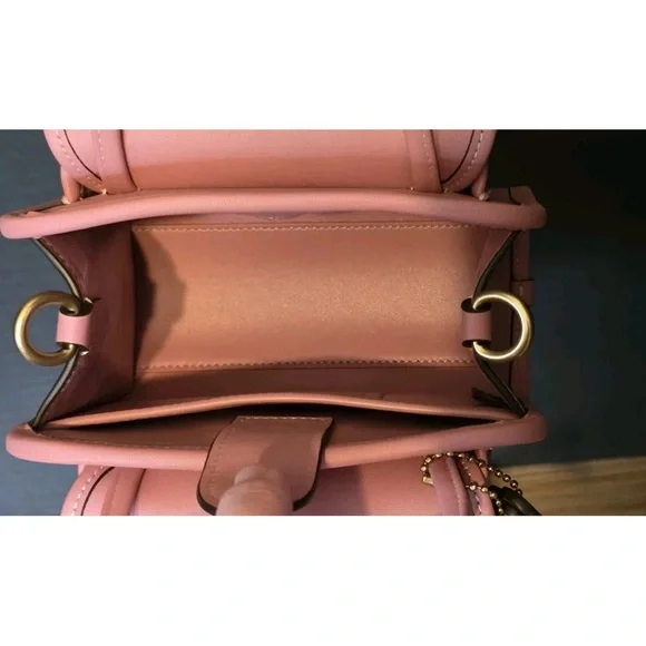 Coach Originals Glovetanned Leather Mini Safari Tote Pink NWOT - Picture 5 of 9